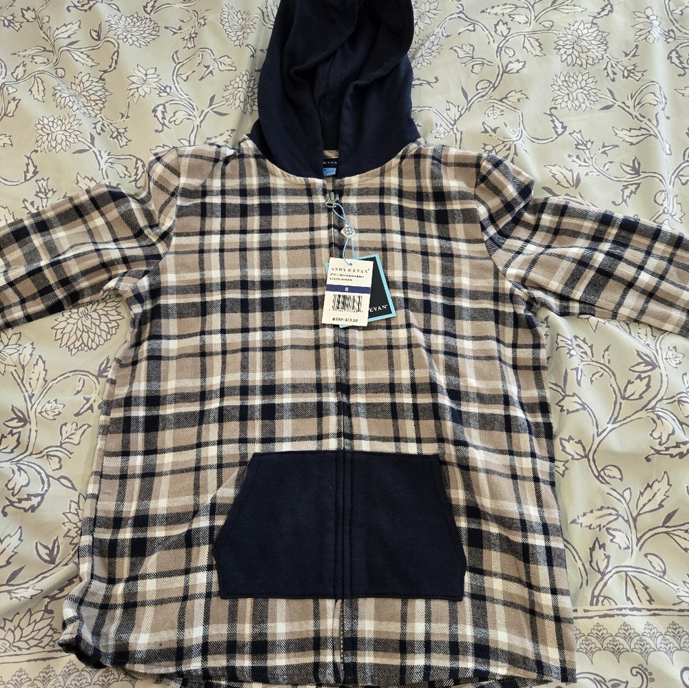 Boys zip up shirt